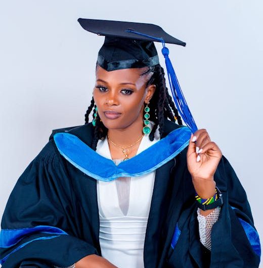 Купить диплом адвоката в Окуловке